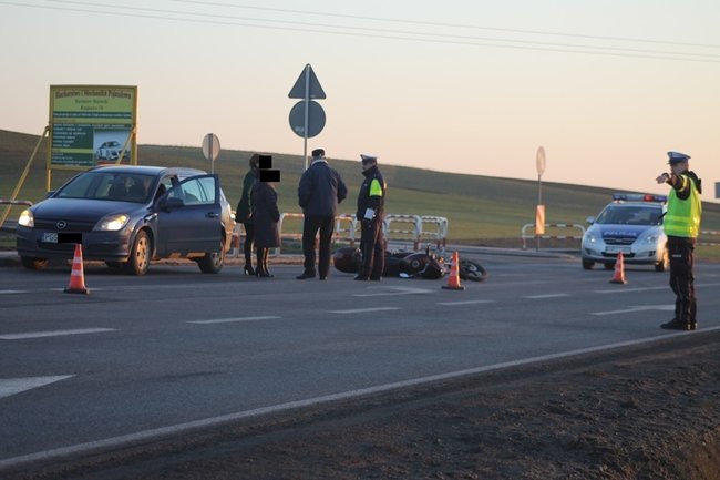 Pod kołami osobówki - zdjęcia