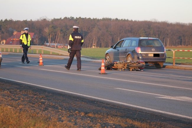 Pod kołami osobówki - zdjęcia