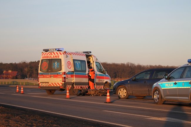 Pod kołami osobówki - zdjęcia