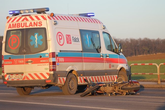 Pod kołami osobówki - zdjęcia