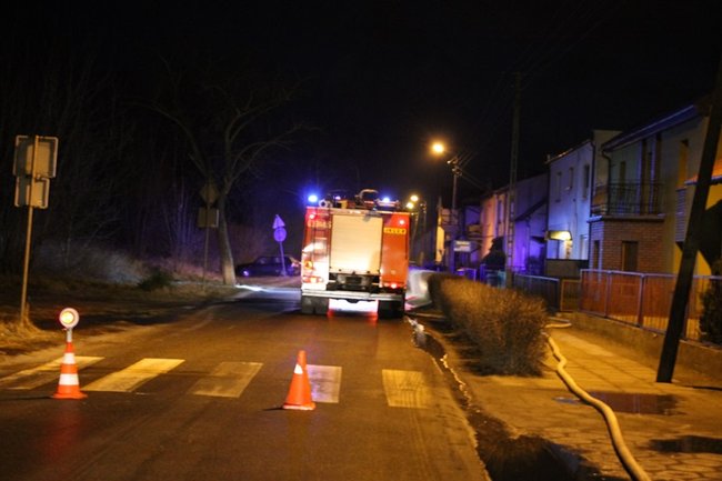 Garaż spłonął doszczętnie - zdjęcia