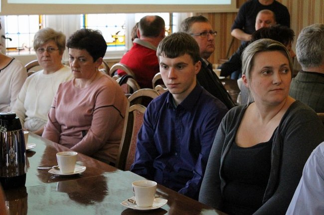 Nagrody dla młodych sportowców - zdjęcia