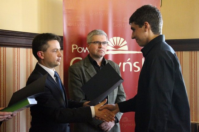 Nagrody dla młodych sportowców - zdjęcia