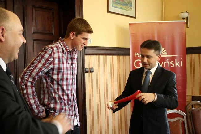 Nagrody dla młodych sportowców - zdjęcia