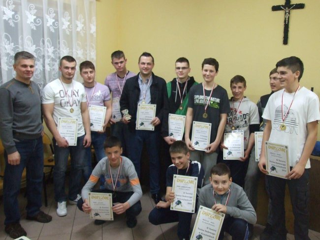 Zdobył puchar drugi rok z rzędu - zdjęcia