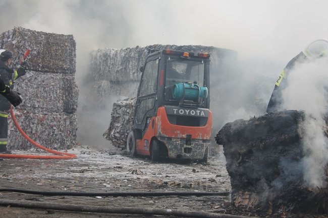 Niebezpieczny pożar w Simecie - zdjęcia