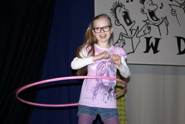 Rodzinna biesiada w szkole - zdjęcia