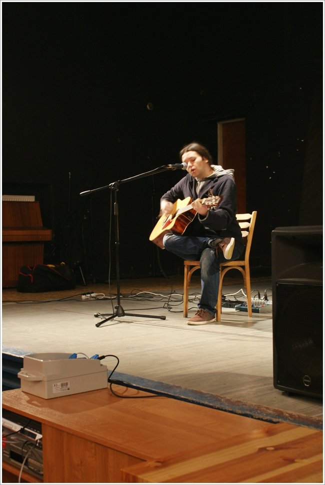 Znany muzyk o nałogach - zdjęcia