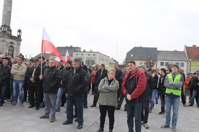 Rolnicy protestowali na rynku - zdjęcia