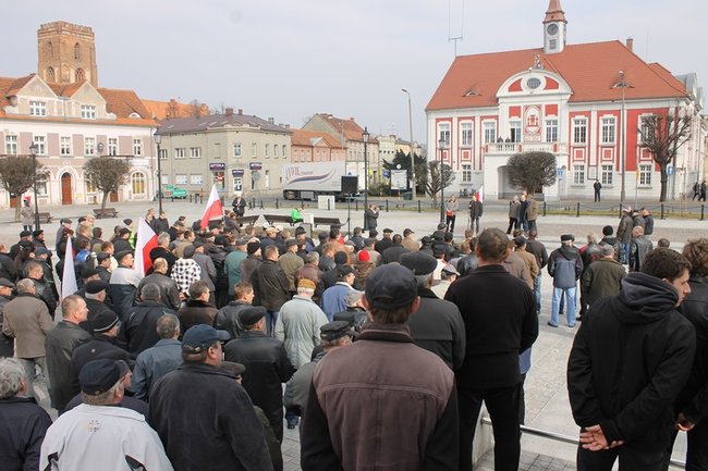 Rolnicy protestowali na rynku - zdjęcia