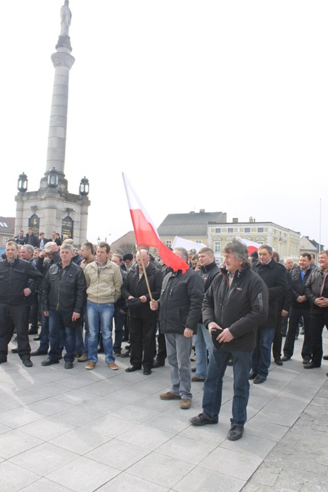 Rolnicy protestowali na rynku - zdjęcia