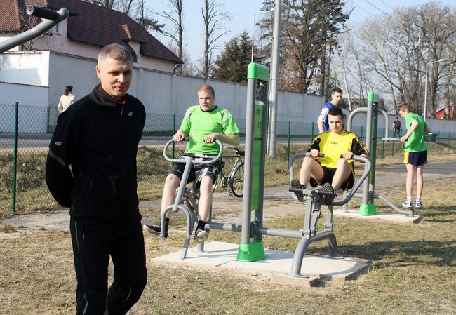 Siłownia dostępna dla każdego - zdjęcia