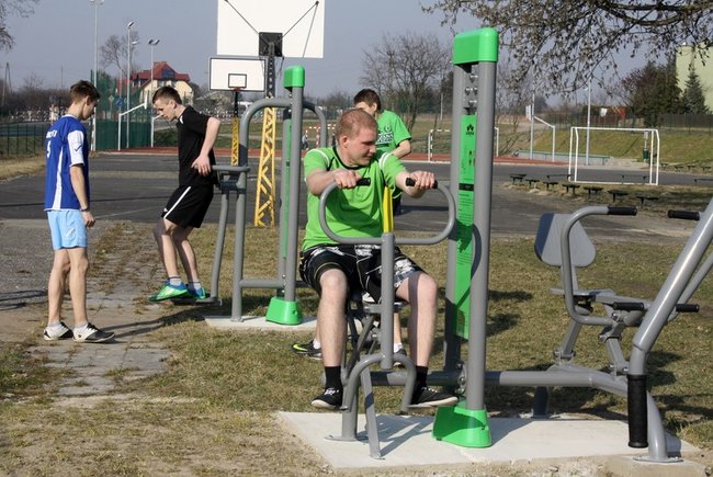 Siłownia dostępna dla każdego - zdjęcia
