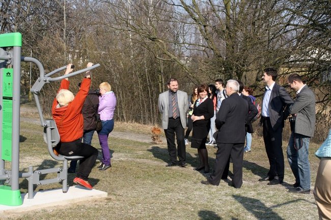 Siłownia dostępna dla każdego - zdjęcia