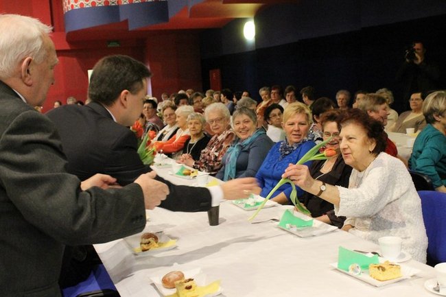 Kobiety siłą dominującą - zdjęcia