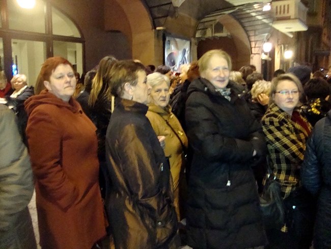 Świętowały bardzo kulturalnie - zdjęcia