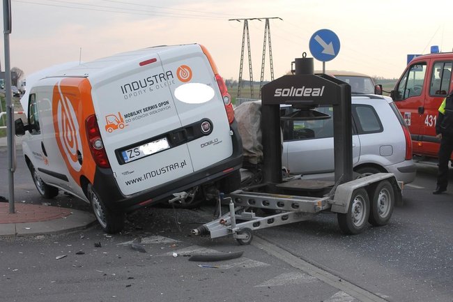 Niebezpieczna droga - zdjęcia