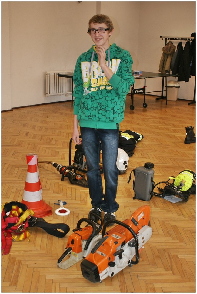 Zapobiegliwi uczniowie - zdjęcia