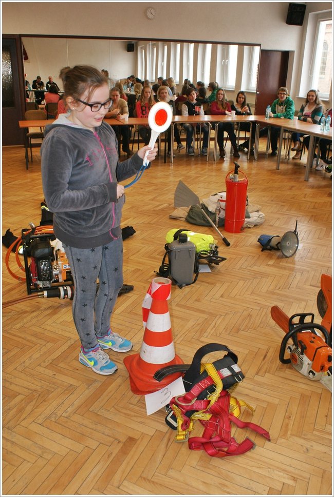 Zapobiegliwi uczniowie - zdjęcia