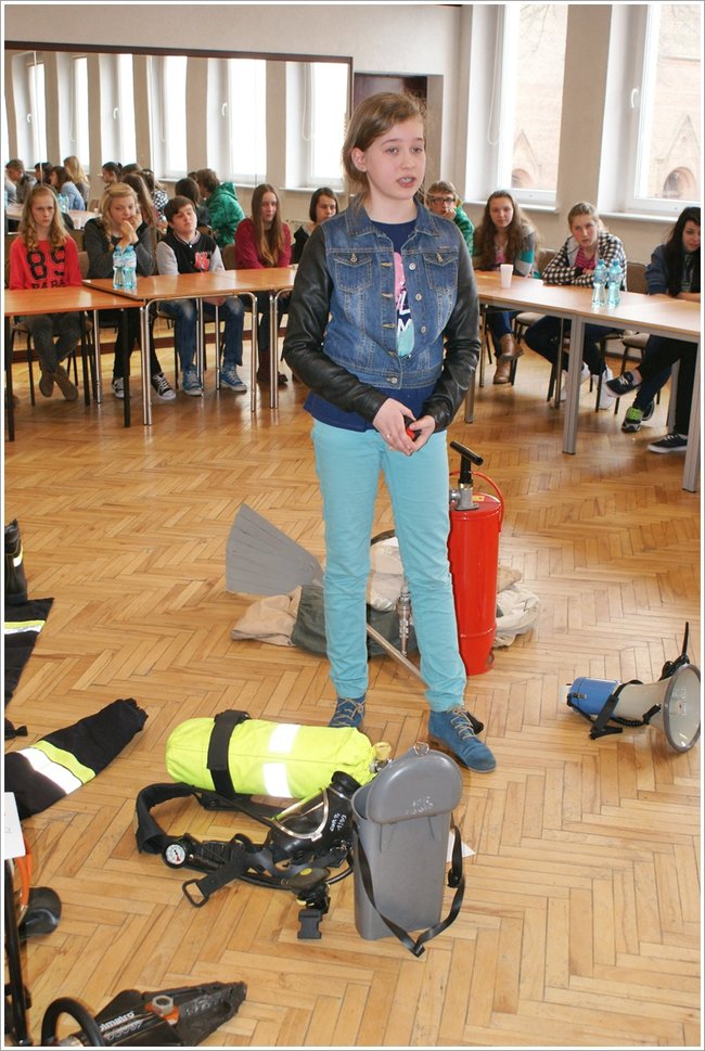 Zapobiegliwi uczniowie - zdjęcia