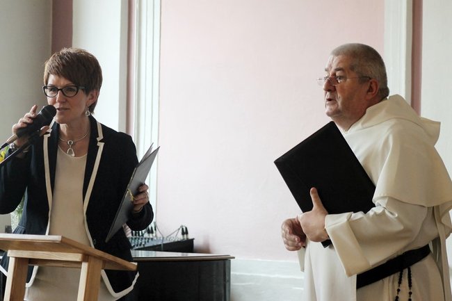 Zachorował na chorobę papieską - zdjęcia