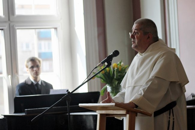 Zachorował na chorobę papieską - zdjęcia