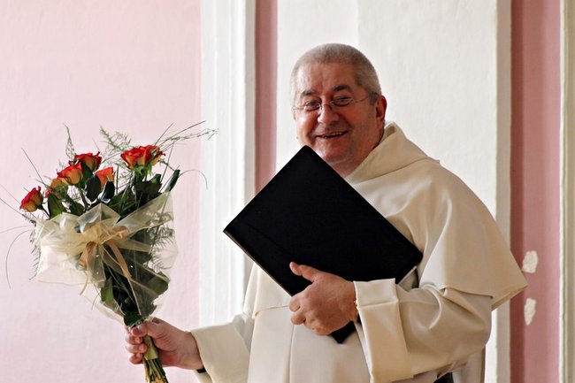 Zachorował na chorobę papieską - zdjęcia