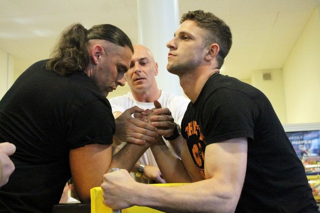 Zacięta walka o zwycięstwo - zdjęcia