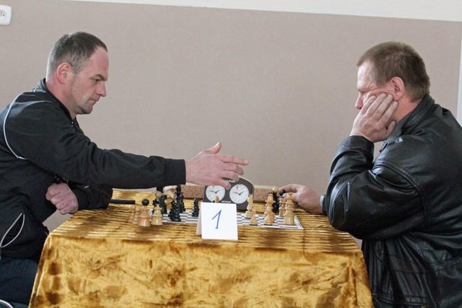 Wrócił na tron po 5 latach - zdjęcia