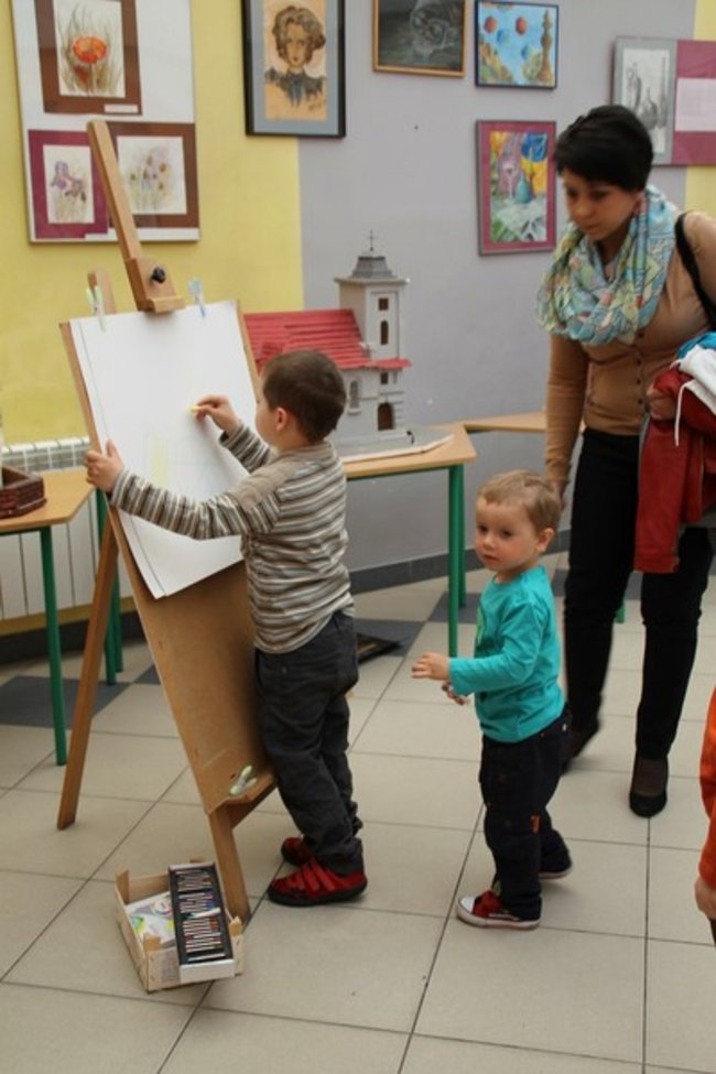 Noc ze sztuką i nagrodami - zdjęcia