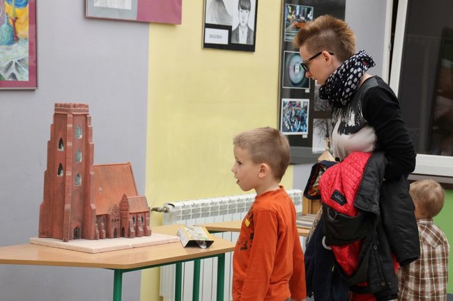 Noc ze sztuką i nagrodami - zdjęcia