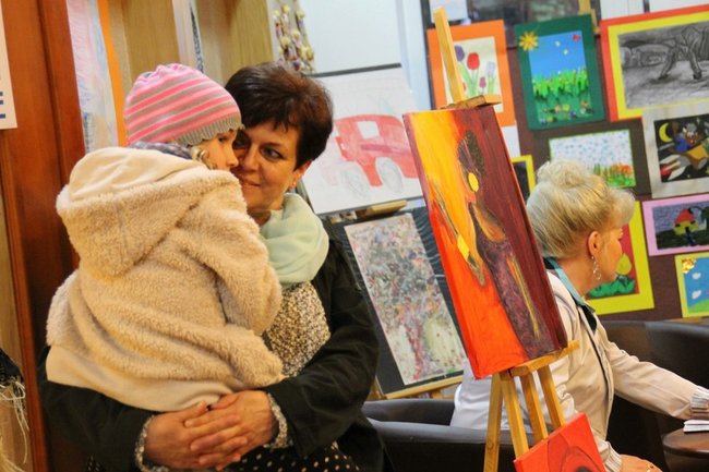 Noc ze sztuką i nagrodami - zdjęcia