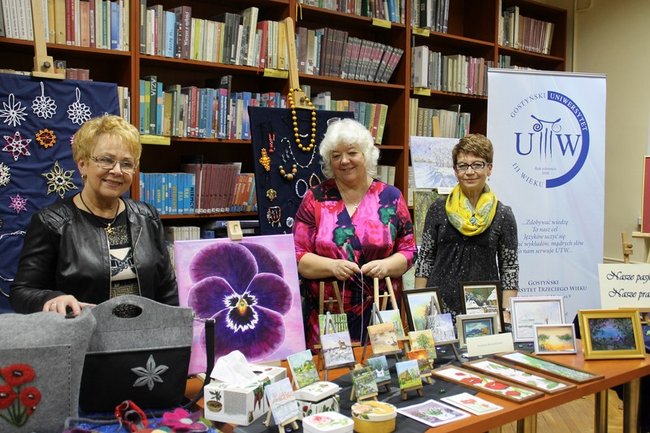 Noc ze sztuką i nagrodami - zdjęcia