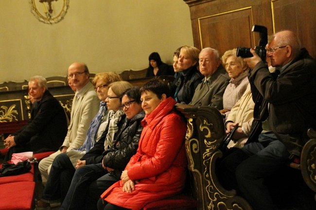 Noc ze sztuką i nagrodami - zdjęcia