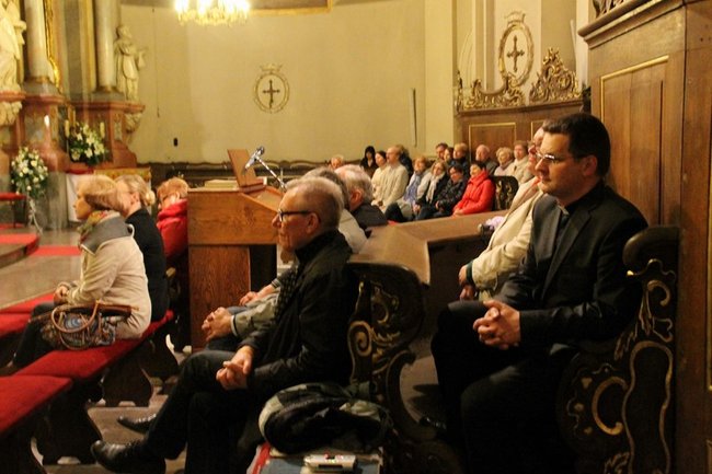 Noc ze sztuką i nagrodami - zdjęcia