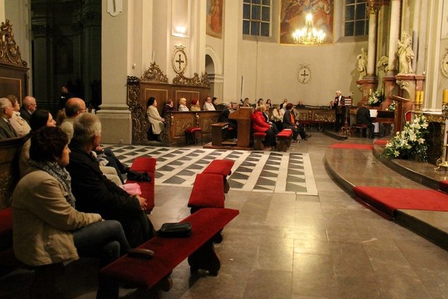 Noc ze sztuką i nagrodami - zdjęcia