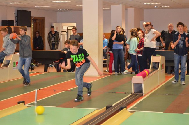 Polak, Niemiec - dwa bratanki? - zdjęcia