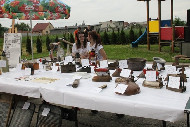 Festyn i wystawa staroci - zdjęcia