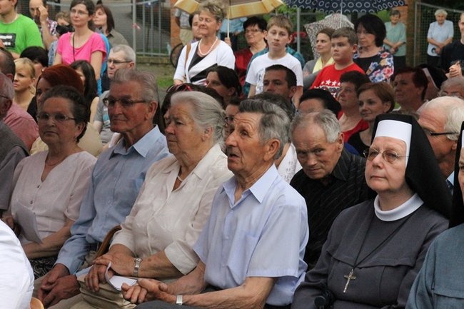 Poświęcona błogosławionemu - zdjęcia