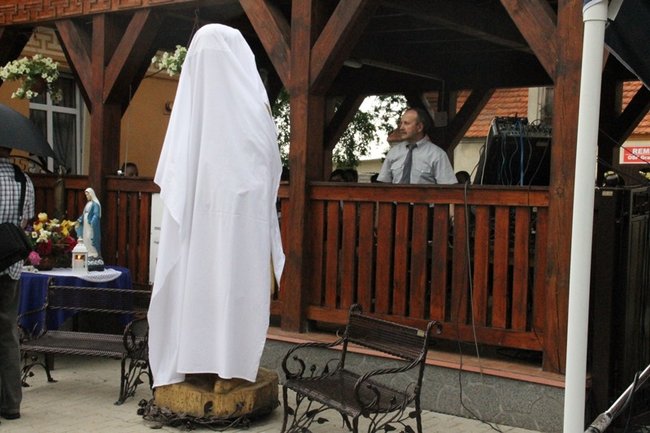 Poświęcona błogosławionemu - zdjęcia