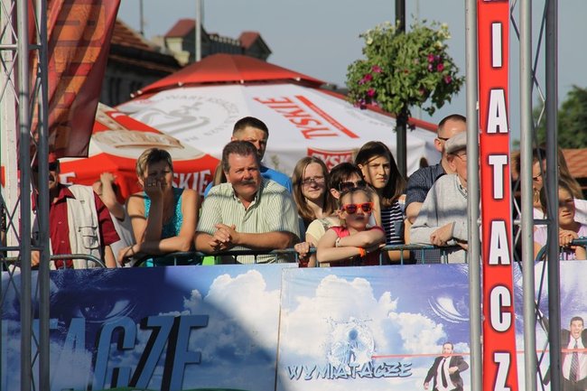 Ekstremalne emocje na rynku - fotorelacja