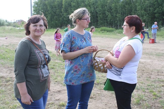 Plac opanowały dzieci - zdjęcia