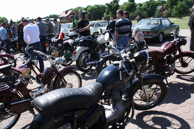 Oldskulowa wystawa - zdjęcia