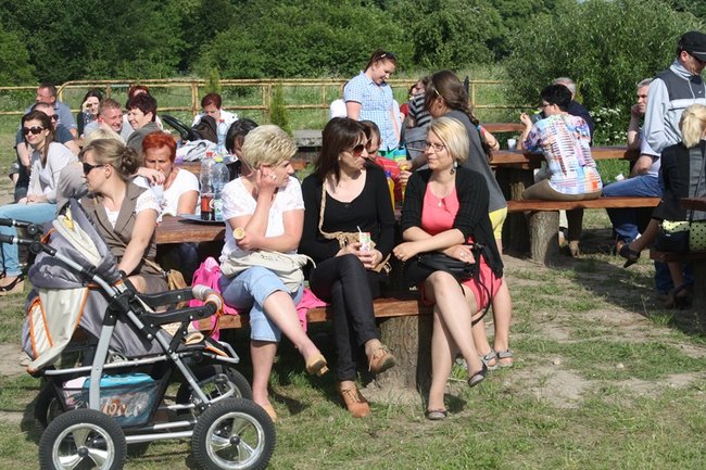 Dzieci opanowały przystań - zdjęcia