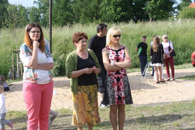 Dzieci opanowały przystań - zdjęcia