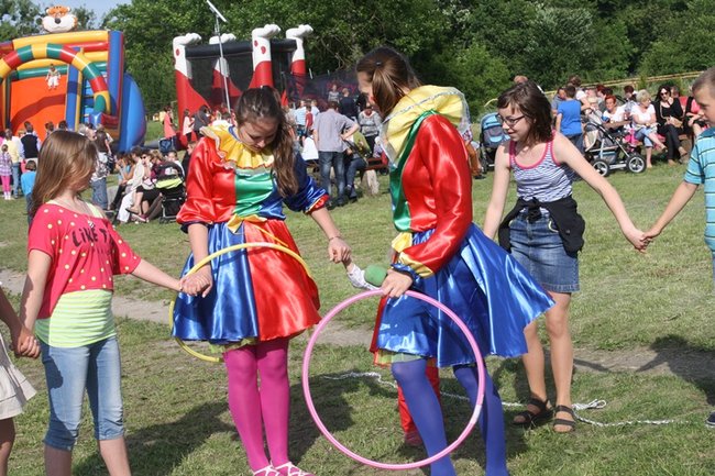 Dzieci opanowały przystań - zdjęcia