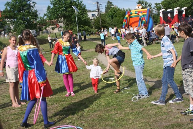 Dzieci opanowały przystań - zdjęcia