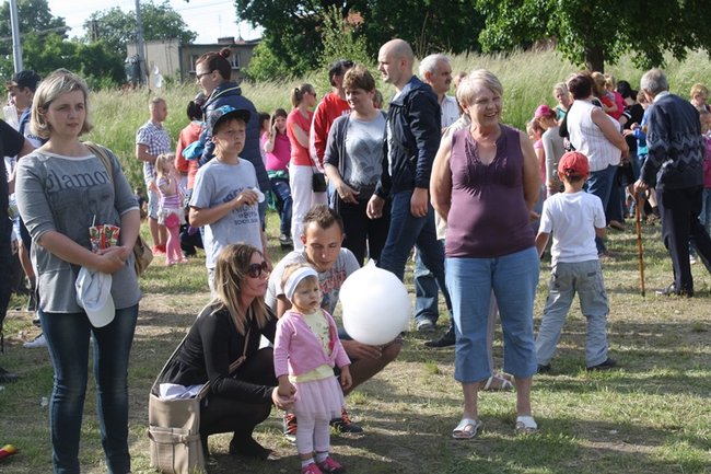 Dzieci opanowały przystań - zdjęcia