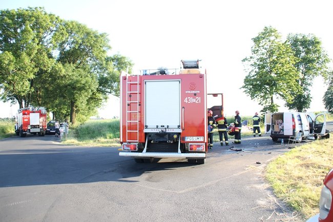 Zderzyły się dwie osobówki - zdjęcia