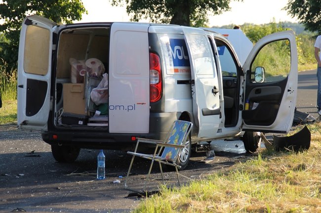 Zderzyły się dwie osobówki - zdjęcia